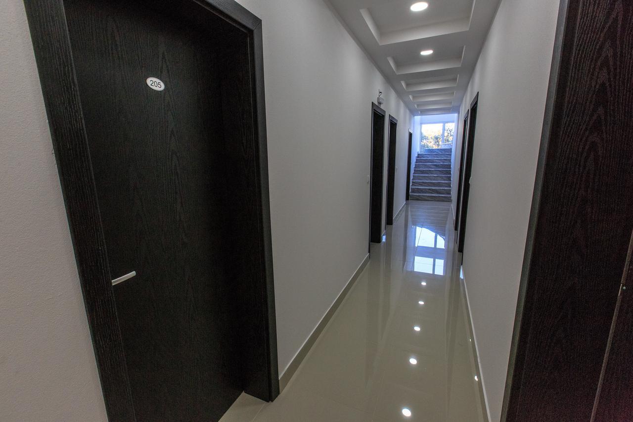 Scandinavian Hotel - Ulcinj Ulqin Экстерьер фото