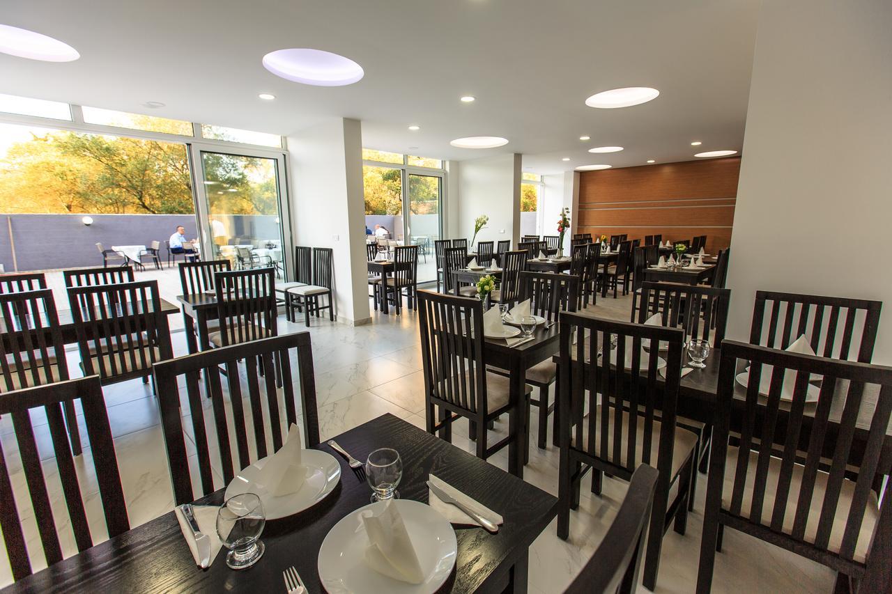 Scandinavian Hotel - Ulcinj Ulqin Экстерьер фото